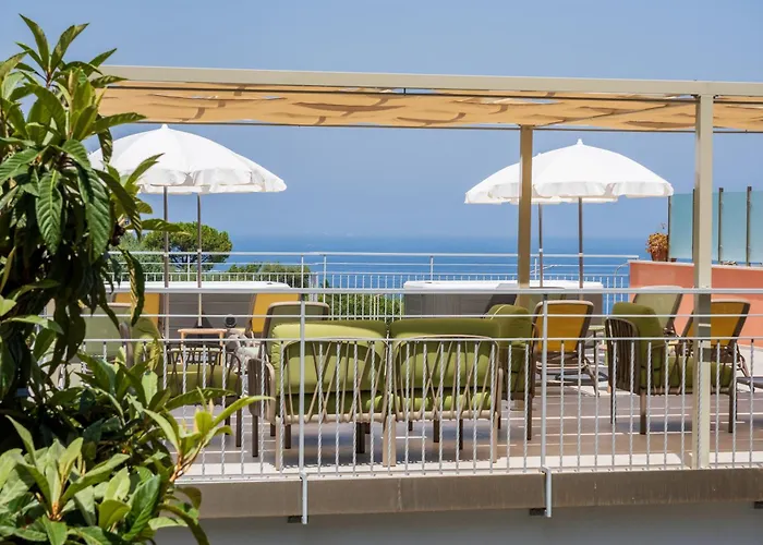 Apartment Futura Funky House - De Vivo Realty *